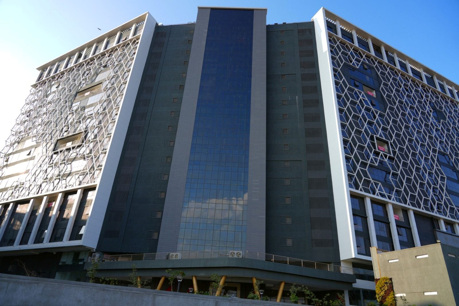 Welcome to the finest integrated business park of Kharadi