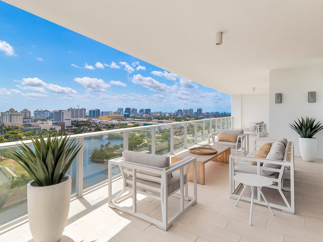 Cosmopolitan Lifestyle